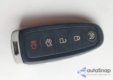 2015 Ford Focus Titanium из США, поврежденный, VIN 1FADP3J28FL293822